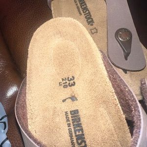 Kids BIRKENSTOCK sandals size 2  (33) brand new